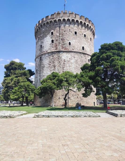 Next To White Tower Appartement